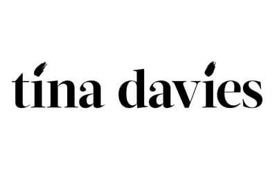 maxine-de-raviarere-beauty-tina-davies-logo